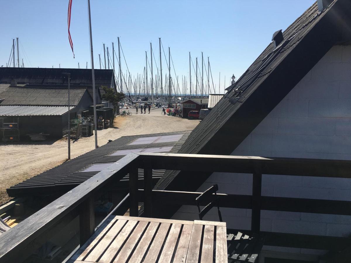 Casablanca Hostel, Hyggelig Overnatning Anholt Exterior foto